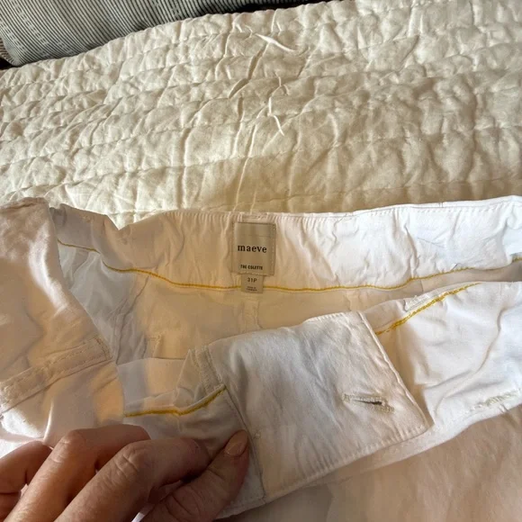 Maeve Scalloped White Trousers - Cropped Petite - Picture 6 of 6